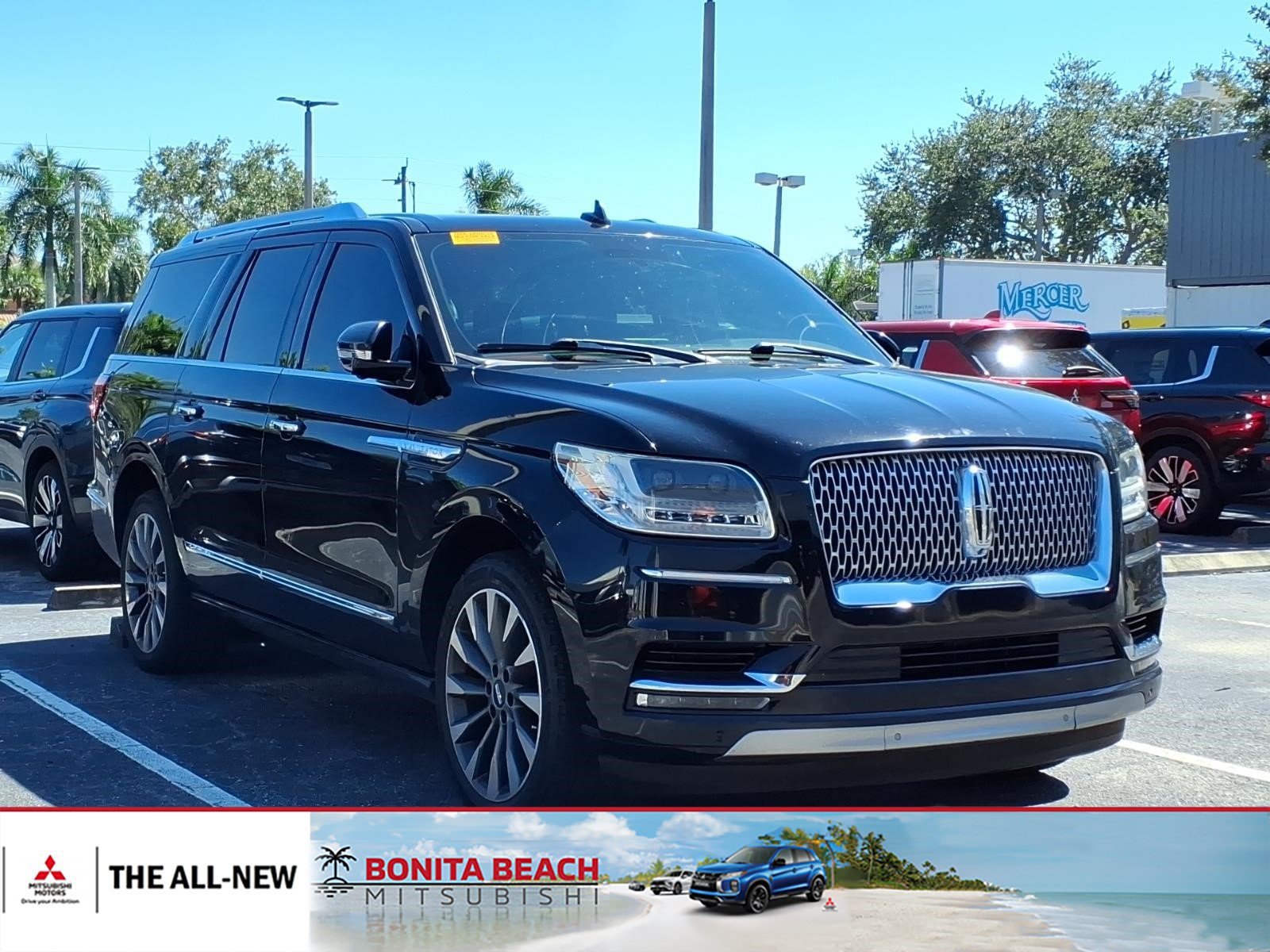 Used 2019 Lincoln Navigator L Select RWD image 1