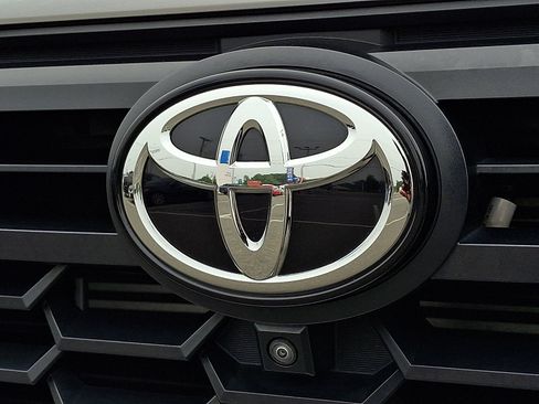 Used 2024 Toyota Tacoma TRD Sport w/ TRD Sport Premium Package AWD/4WD image 34