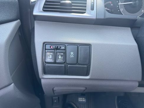Used 2014 Honda Odyssey EX image 15