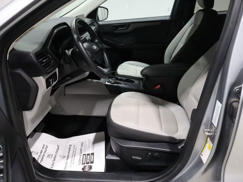 Used 2024 Ford Escape Active image 11