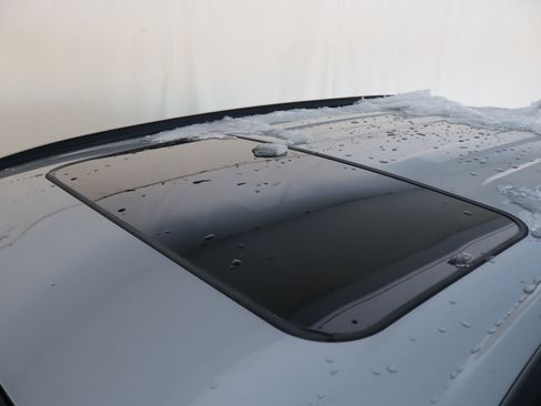 Used 2025 Toyota RAV4 XLE image 23