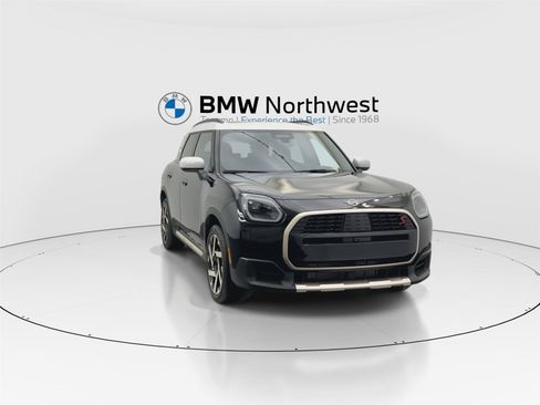 Used 2025 MINI Cooper Countryman S w/ Comfort Package Max image 7