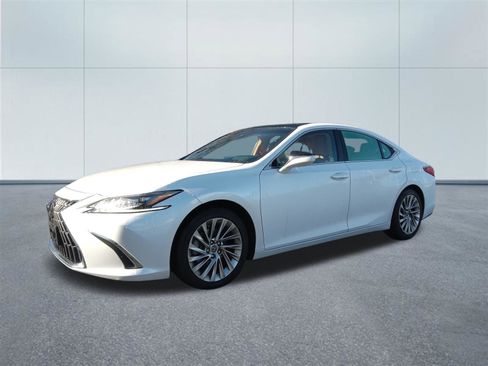 Used 2022 Lexus ES 350 Ultra Luxury w/ Accessory Package image 1