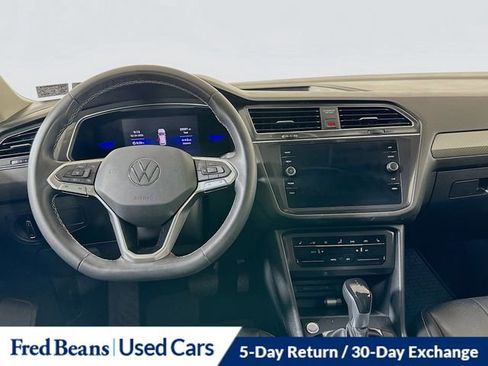 Used 2023 Volkswagen Tiguan SE image 23