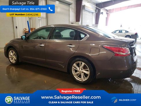 Used 2015 Nissan Altima 2.5 SL w/ Technology Package FWD image 3