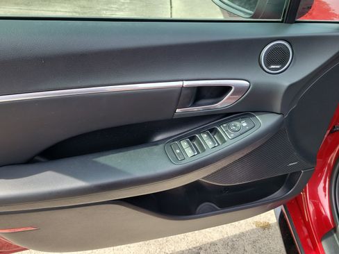 Used 2023 Hyundai Sonata SEL w/ Cargo Package FWD image 18