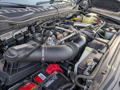 Used 2019 Ford F250 Lariat w/ Lariat Ultimate Package image 47