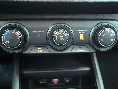 Certified 2024 Kia Forte LXS image 19