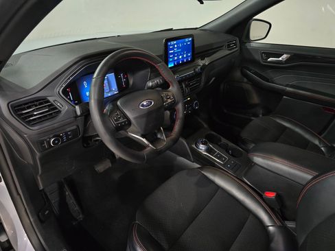 Used 2025 Ford Escape ST-Line Select image 16