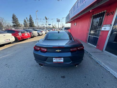 Used 2020 Chevrolet Camaro LT image 7