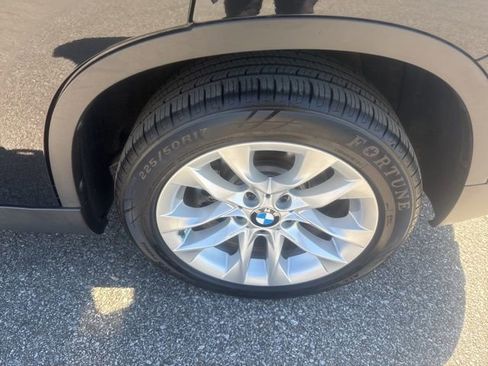Used 2015 BMW X1 xDrive28i image 12