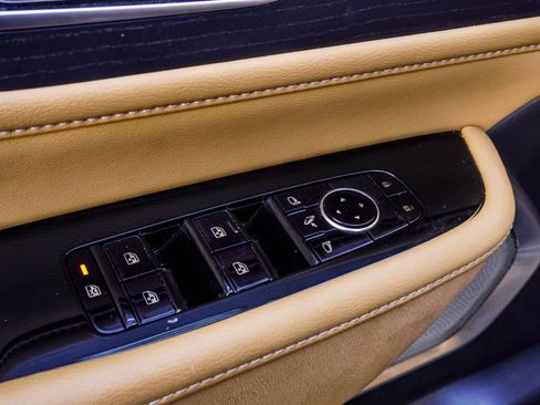 Certified 2025 INFINITI QX80 Sensory AWD/4WD image 32