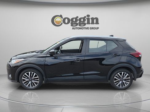 Used 2024 Nissan Kicks SV FWD image 6