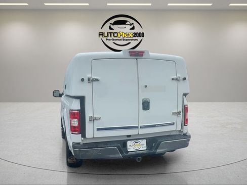 Used 2018 Ford F150 XLT w/ Equipment Group 301A Mid RWD image 6