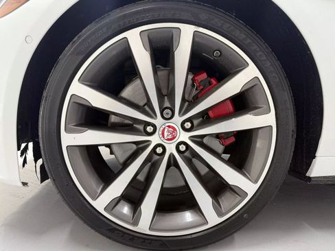 Used 2018 Jaguar XF S AWD/4WD image 35