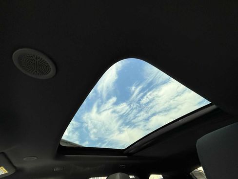 New 2026 Land Rover Range Rover Evoque S image 33