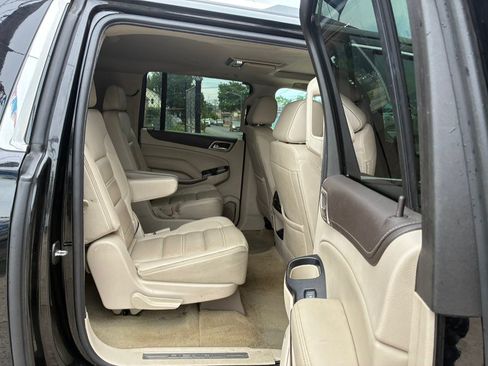 Used 2018 GMC Yukon XL Denali w/ Open Road Package AWD/4WD image 10