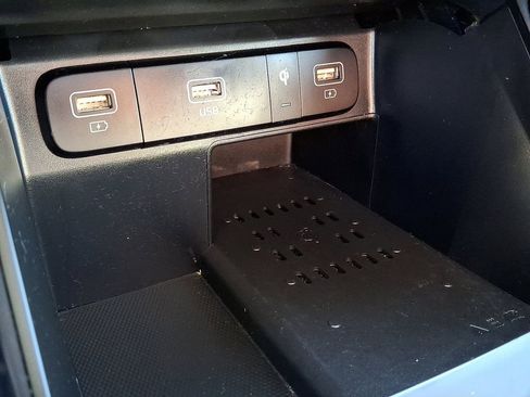 Certified 2022 Kia Sorento X-Line EX image 27