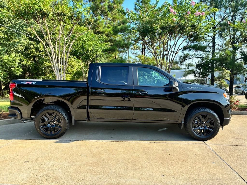 New 2026 Chevrolet Silverado 1500 RST w/ RST Select Package AWD/4WD image 8