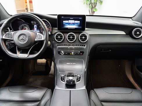 Used 2019 Mercedes-Benz GLC 63 AMG 4MATIC image 5