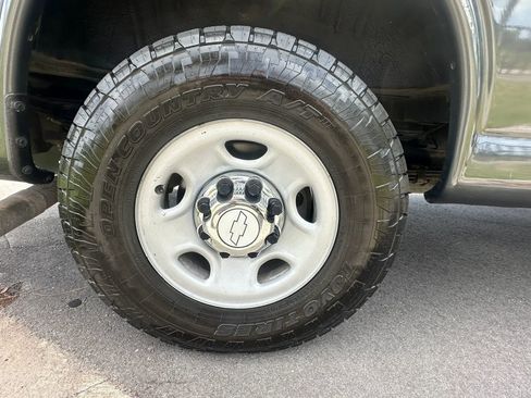 Used 2017 Chevrolet Express 3500 LT w/ LT Preferred Equipment Group RWD image 12