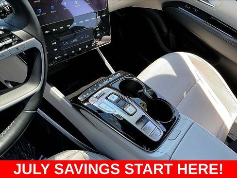 Used 2024 Hyundai Tucson Limited AWD/4WD image 23