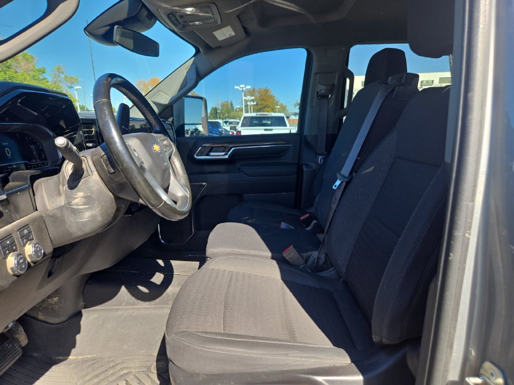 Used 2024 Chevrolet Silverado 2500 LT AWD/4WD image 25