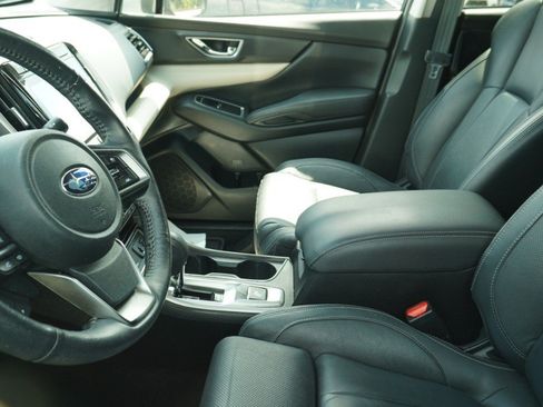 Used 2020 Subaru Ascent Limited AWD/4WD image 7