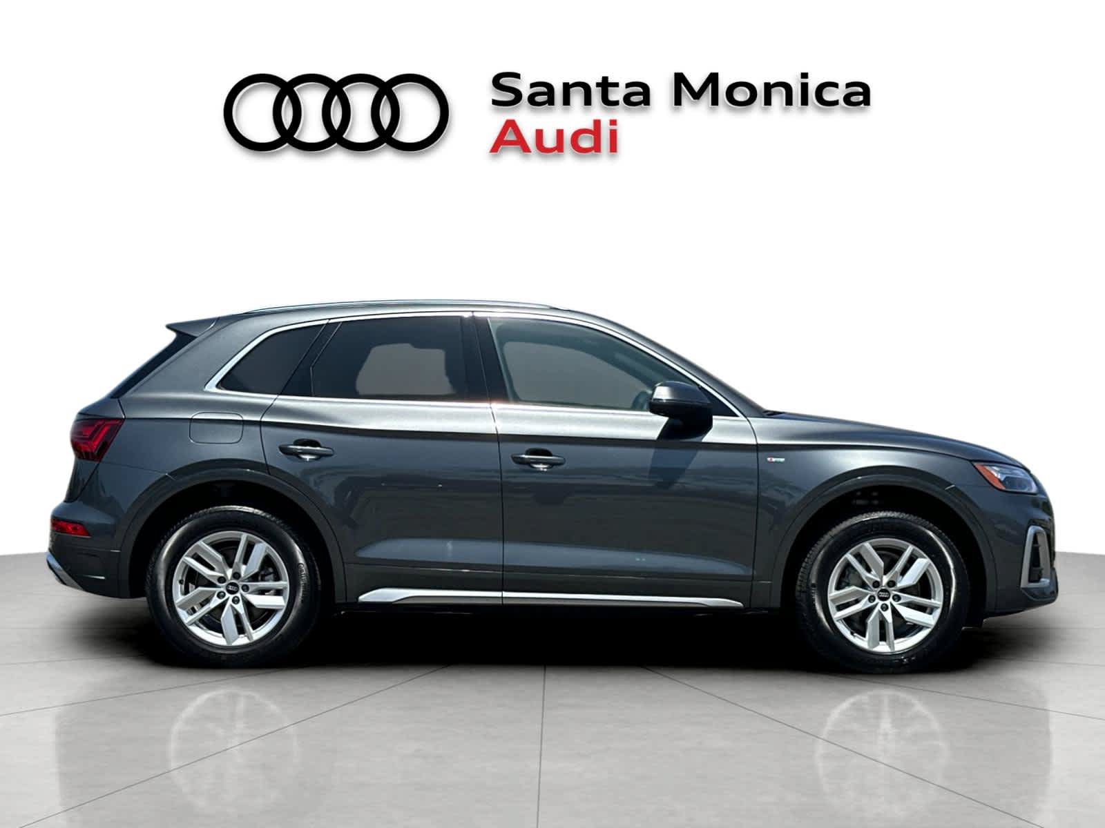 Used 2023 Audi Q5 2.0T Premium w/ Convenience Package AWD/4WD image 8