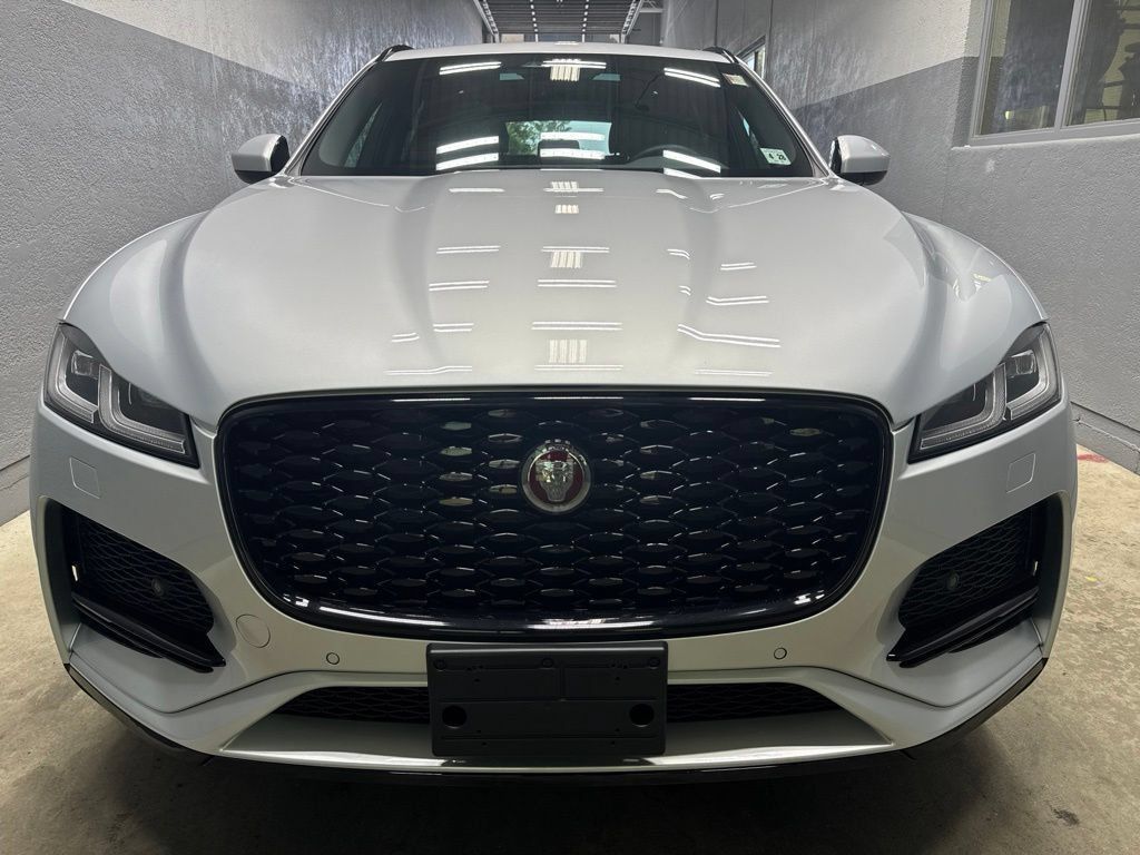 Used 2023 Jaguar F-PACE S AWD/4WD image 7