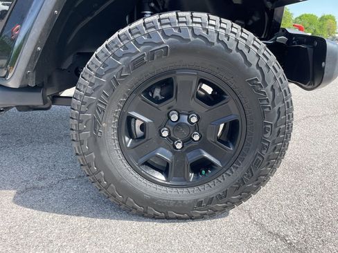 Used 2022 Jeep Gladiator Mojave AWD/4WD image 50