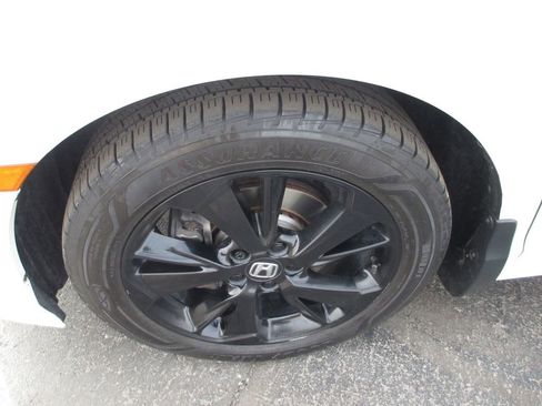 Used 2023 Honda Odyssey Sport image 15