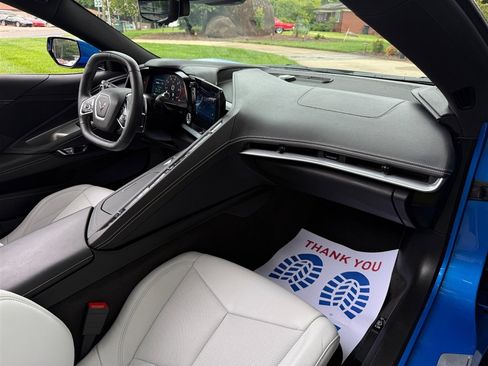 Used 2024 Chevrolet Corvette Stingray Coupe w/ 1LT RWD image 66