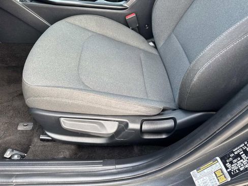 Used 2025 Kia K4 FWD image 16