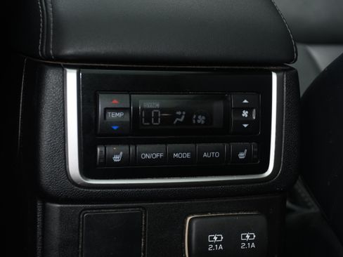 Used 2020 Subaru Ascent Limited w/ Technology Package AWD/4WD image 19