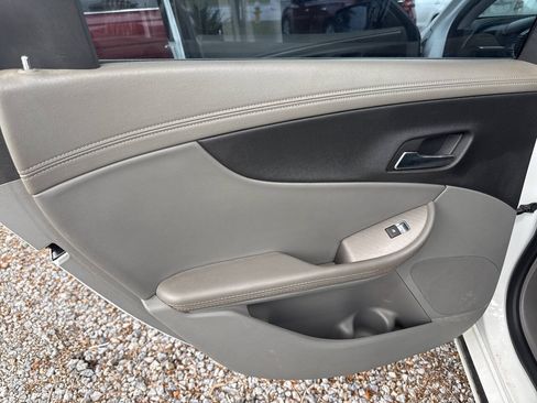 Used 2016 Chevrolet Impala LS FWD image 12