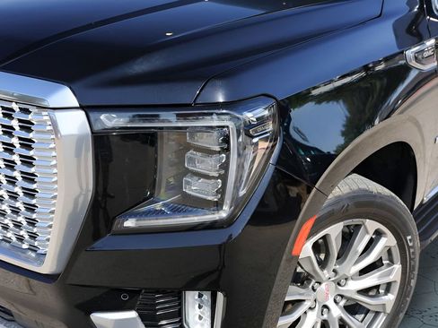 Used 2021 GMC Yukon Denali RWD image 3