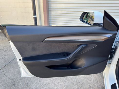 Used 2021 Tesla Model 3 Standard Range Plus RWD image 42