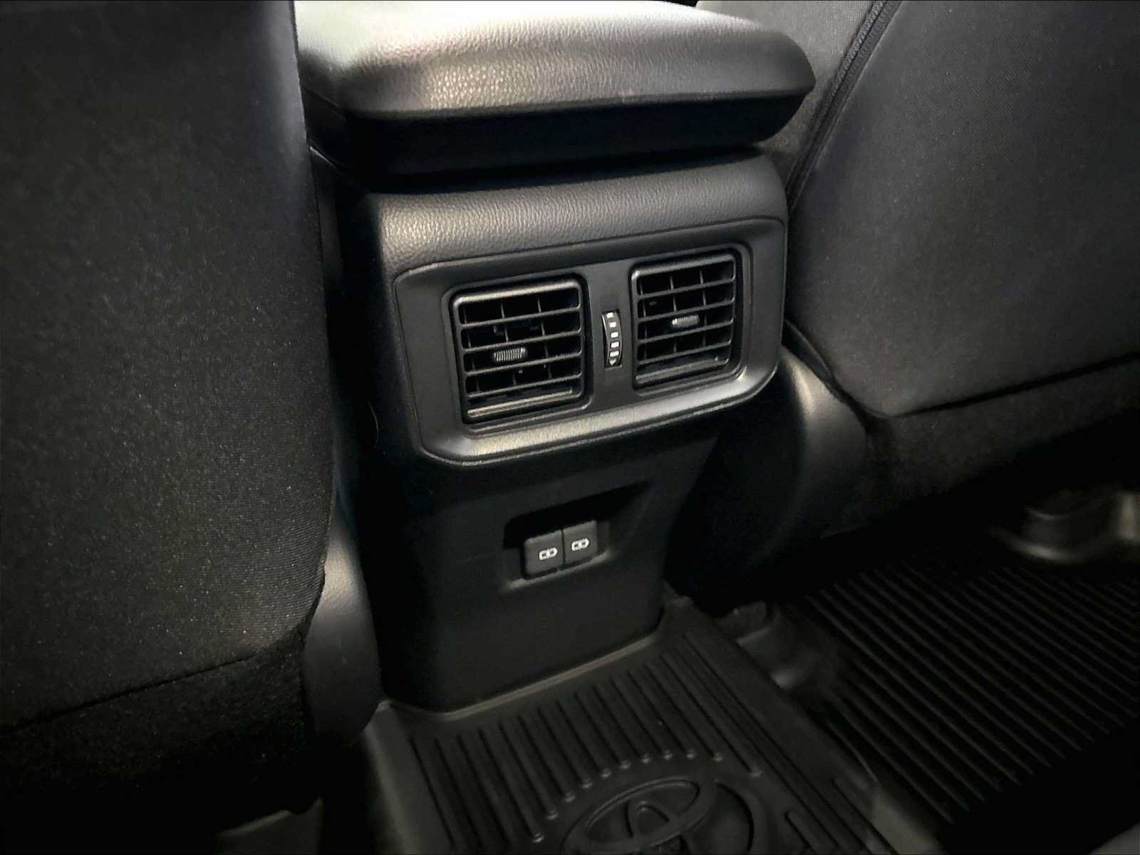 Used 2024 Toyota RAV4 SE w/ Weather & Moonroof Package AWD/4WD image 30