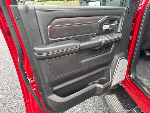 New 2026 RAM 2500 Laramie AWD/4WD image 17