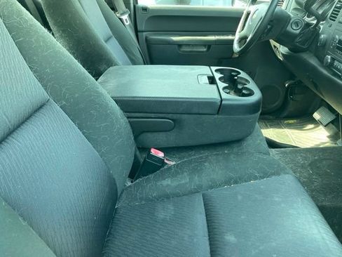 Used 2012 Chevrolet Silverado 2500 LT w/ Interior Plus Package AWD/4WD image 3