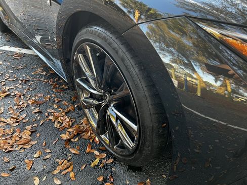 Certified 2025 Lexus IS 350 F Sport image 11