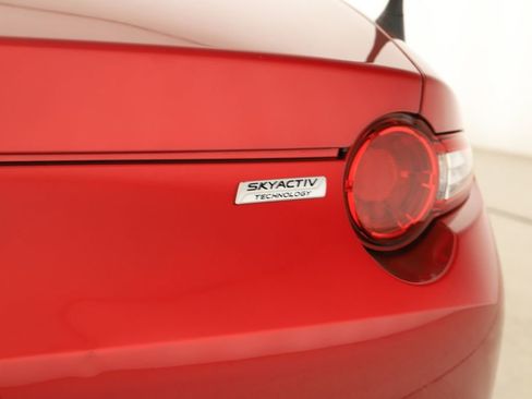 Used 2019 MAZDA MX-5 Miata Grand Touring image 29