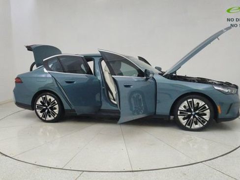 Used 2026 BMW 530i RWD image 69