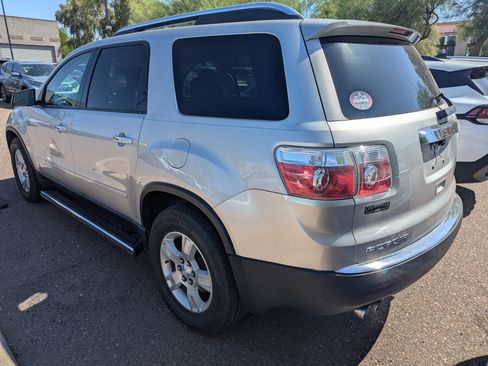 Used 2008 GMC Acadia SLE w/ Preferred Package image 4