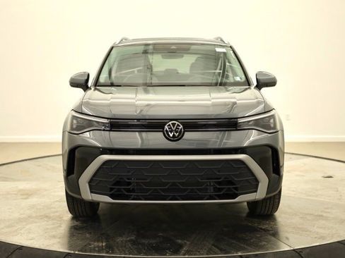 New 2026 Volkswagen Taos SE AWD/4WD image 8