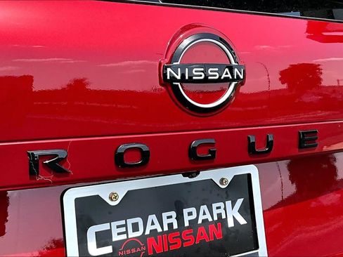 New 2026 Nissan Rogue Dark Armor FWD image 15