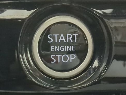 Used 2022 Nissan Pathfinder SV image 36