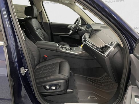 New 2026 BMW X7 xDrive40i image 13
