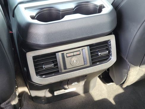 Used 2025 Ford F250 Platinum AWD/4WD image 33